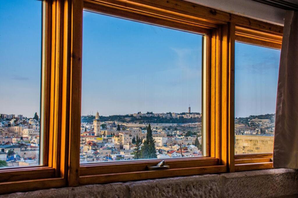 Into Jerusalem Heart エクステリア 写真